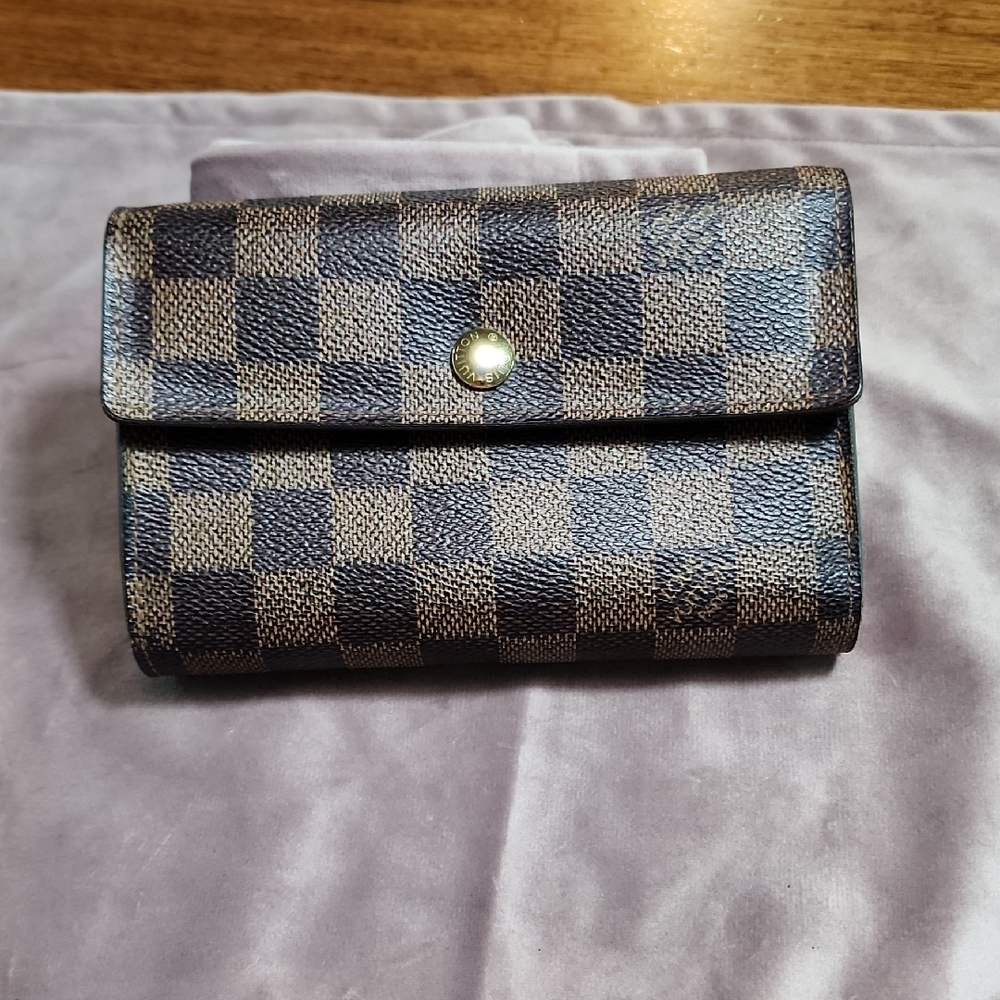 Louis Vuitton Damier Tresor Wallet